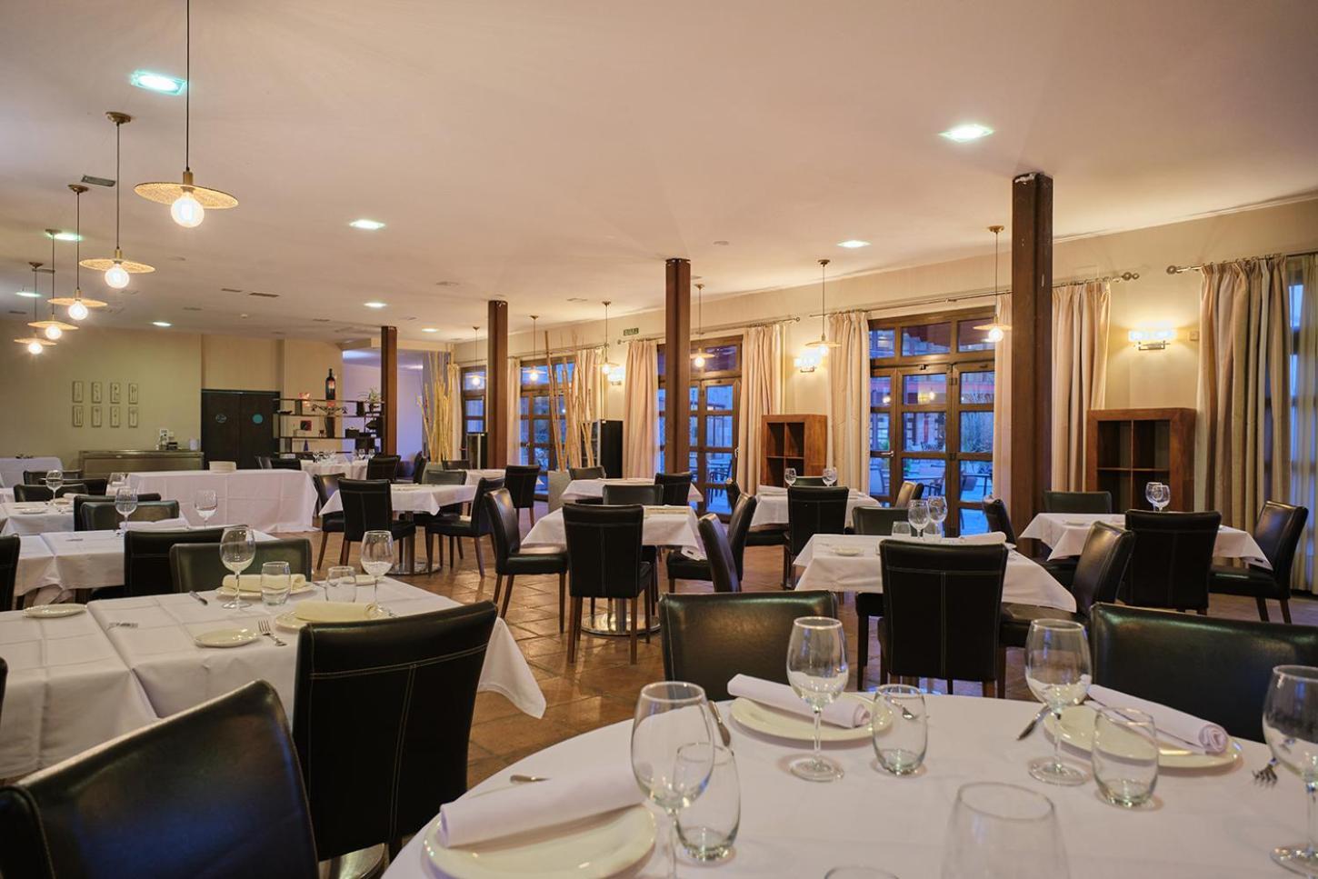 Hotel Spa Villa Nazules Chueca Екстер'єр фото