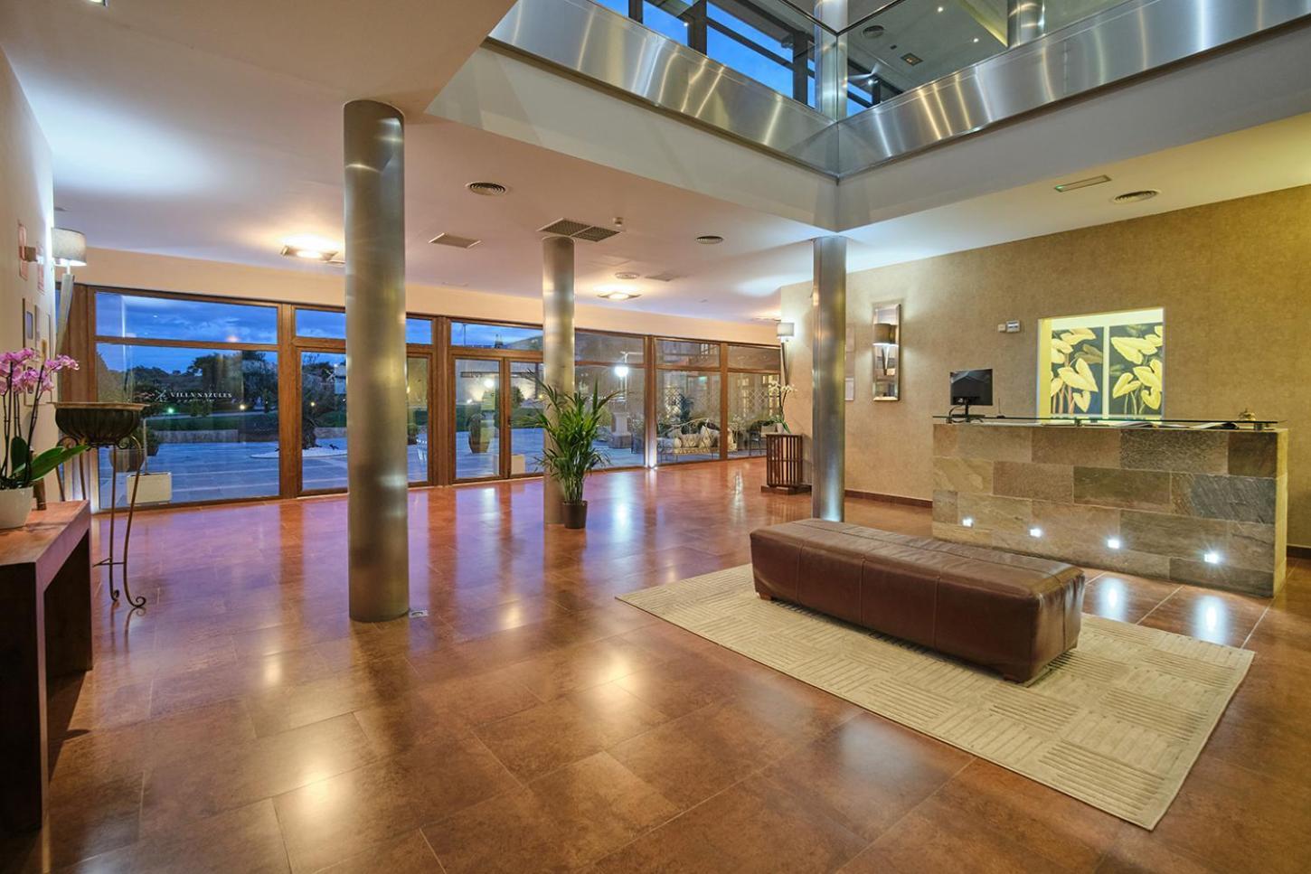 Hotel Spa Villa Nazules Chueca Екстер'єр фото