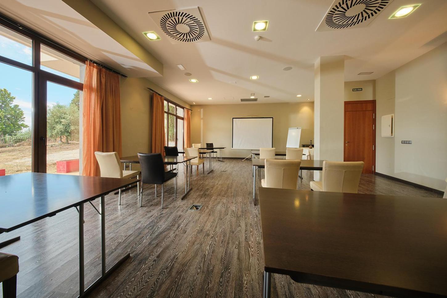 Hotel Spa Villa Nazules Chueca Екстер'єр фото