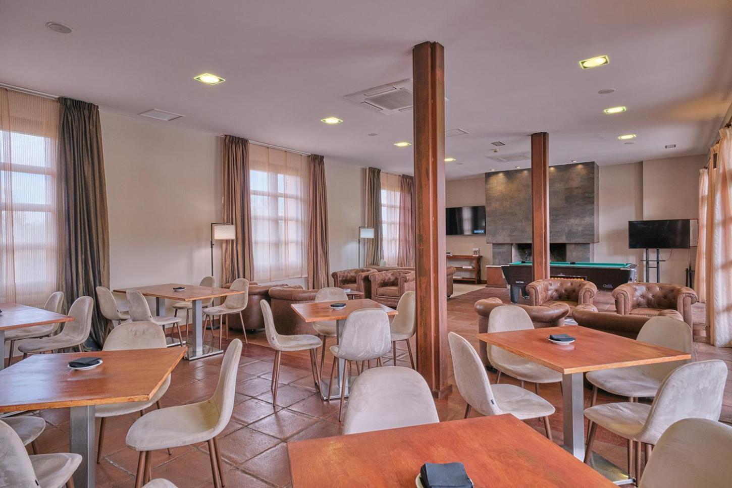Hotel Spa Villa Nazules Chueca Екстер'єр фото